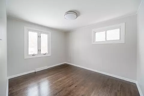 Bedroom - 1302 Evergreen St, Wheaton, IL 60187 photo 2 of 3