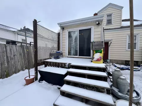 Exterior - 306 N Sheldon St, Rantoul, IL 61866 photo 4 of 6