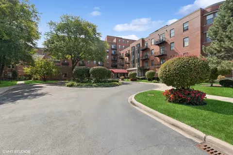 5200 S Ellis Ave #203, Chicago, IL 60615