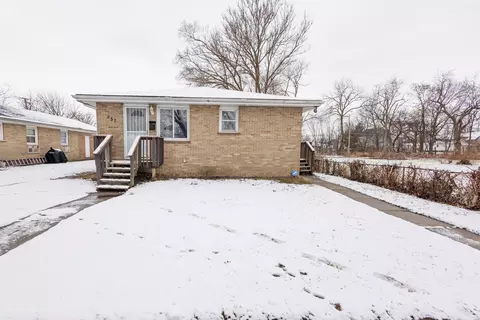 857 N Evergreen Ave, Kankakee, IL 60901