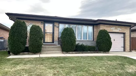 8557 W Saint Joseph Ave, Chicago, IL 60656