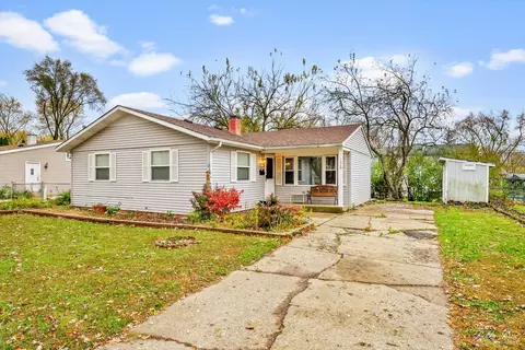 1505 Plymouth Cir, Carpentersville, IL 60110