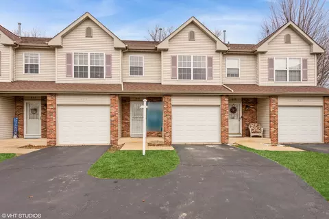 631 Southtowne Dr, Belvidere, IL 61008