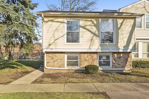 191 Williamsburg Rd, Country Club Hills, IL 60478