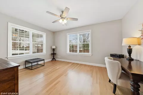 2120 E White Oak St, Mount Prospect, IL 60056 photo 10