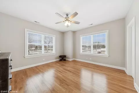 2120 E White Oak St, Mount Prospect, IL 60056 photo 15