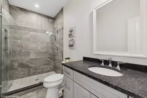 2120 E White Oak St, Mount Prospect, IL 60056 photo 17