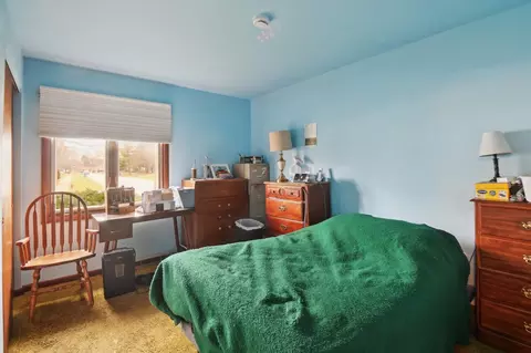 Bedroom - 780 Laurel Dr, Aurora, IL 60506 photo 1 of 4