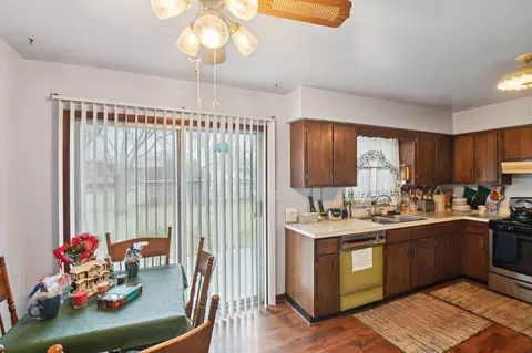 Other - 780 Laurel Dr, Aurora, IL 60506 photo 4 of 11