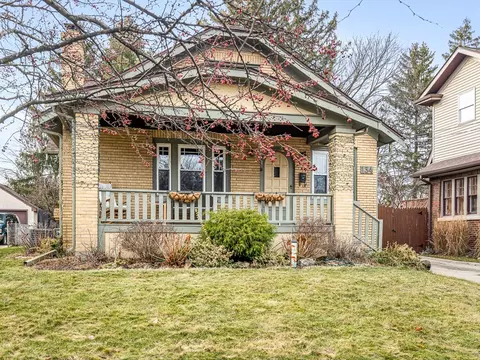 134 Robert Ave, Rockford, IL 61107