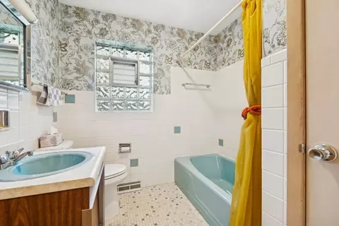 226 Glenview Rd, Glenview, IL 60025 photo 9