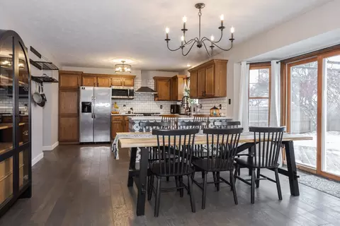 Dining - 411 Beacon Cir, Bloomington, IL 61704 photo 2 of 2