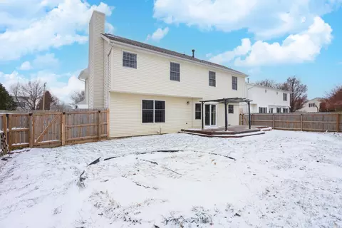 Exterior - 411 Beacon Cir, Bloomington, IL 61704 photo 2 of 10