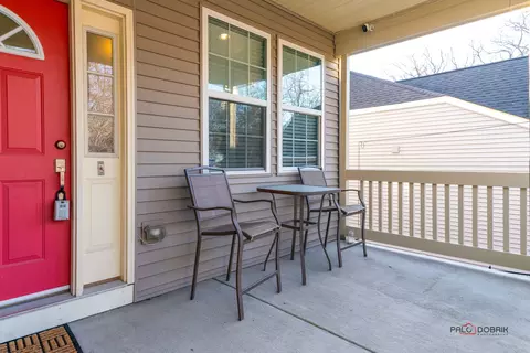 33 Forest Ave, Fox Lake, IL 60020 photo 2