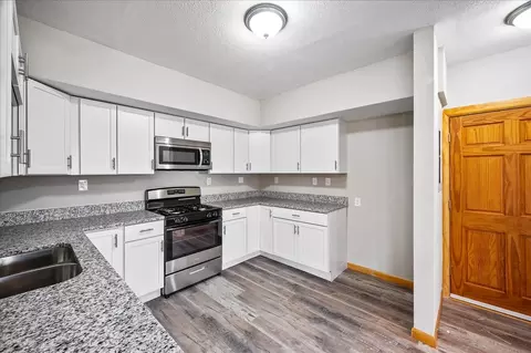 501 W Main St, Bethany, IL 61914 photo 9