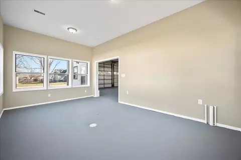 501 W Main St, Bethany, IL 61914 photo 25