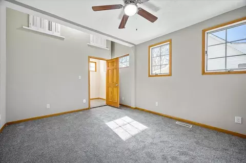 501 W Main St, Bethany, IL 61914 photo 12