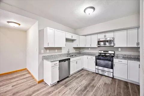 501 W Main St, Bethany, IL 61914 photo 8