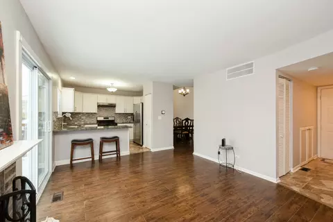Other - 6869 Hampton Cir, Gurnee, IL 60031 photo 2 of 3