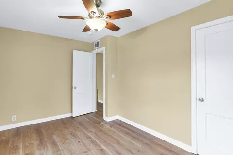 Bedroom - 15 Gerald Rd, Rantoul, IL 61866 photo 3 of 4