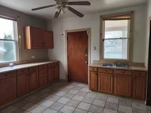 215 16th St, Chicago Heights, IL 60411 photo 5