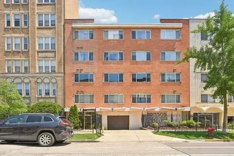 5953 N Kenmore Ave #104, Chicago, IL 60660