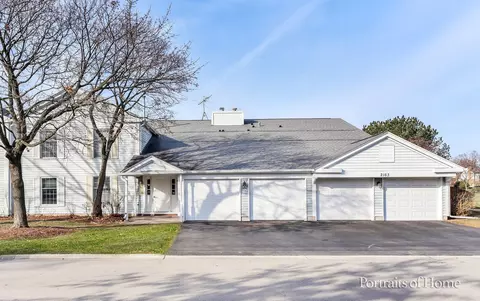 2163 Sunderland Ct #202A, Naperville, IL 60565