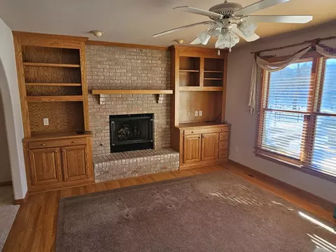 1623 Brandywine Ln, Dixon, IL 61021 photo 2
