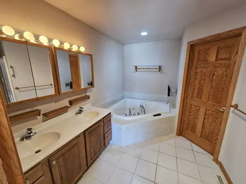 1623 Brandywine Ln, Dixon, IL 61021 photo 9