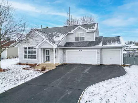2126 Northwood Dr, Belvidere, IL 61008