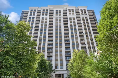 1322 S Prairie Ave #G-8, Chicago, IL 60605