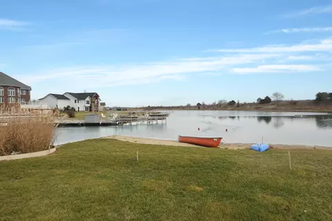 206 Barefoot Ct, Minooka, IL 60447 photo 12