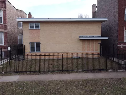 7251 S Ridgeland Ave #A, Chicago, IL 60649