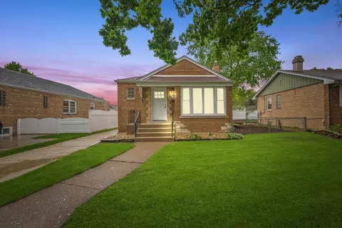 9330 S Central Park Ave, Evergreen Park, IL 60805