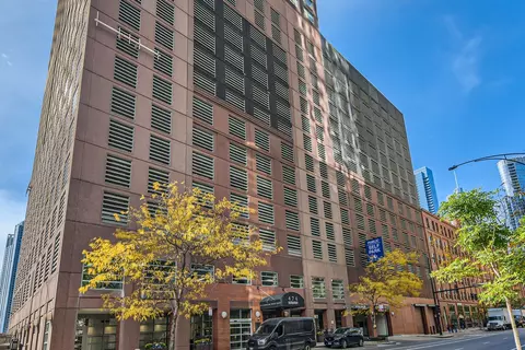 474 N Lake Shore Dr #4705, Chicago, IL 60611