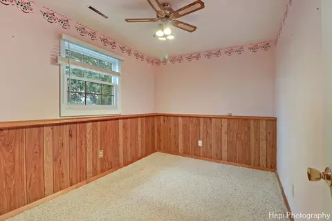 204 Canterbury Dr, Mchenry, IL 60050 photo 20
