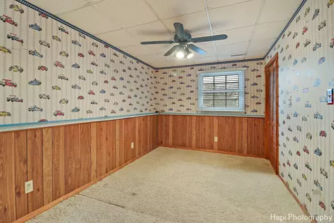 204 Canterbury Dr, Mchenry, IL 60050 photo 19