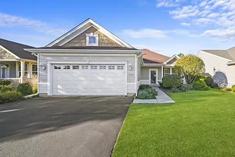 11643 Wildrose Dr, Huntley, IL 60142