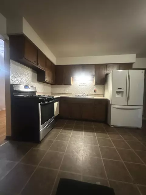 14818 Dobson Ave, Dolton, IL 60419 photo 7