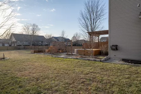 Exterior - 2319 Callard Ln, Normal, IL 61761 photo 4 of 16