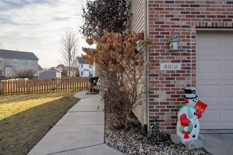 Exterior - 2319 Callard Ln, Normal, IL 61761 photo 2 of 16