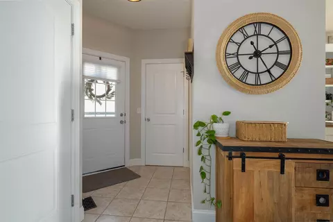 Entry Way - 2319 Callard Ln, Normal, IL 61761 photo 3 of 3