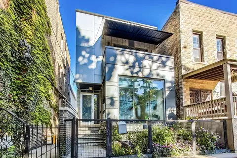 1233 N Marion Ct, Chicago, IL 60622