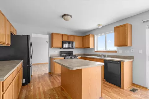 Kitchen - 1505 Meyer Ct, Plainfield, IL 60586 photo 1 of 1