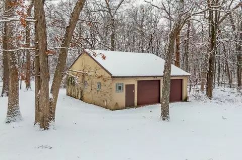 Exterior - 1903 Richton Rd, Steger, IL 60475 photo 4 of 7