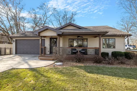 19504 Division St, Mokena, IL 60448