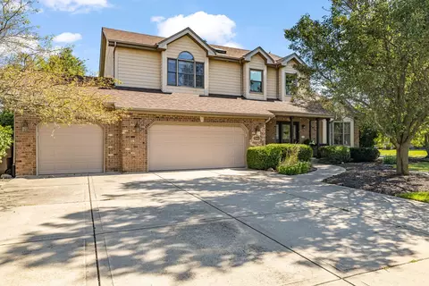 22443 Woodland Ln, Frankfort, IL 60423