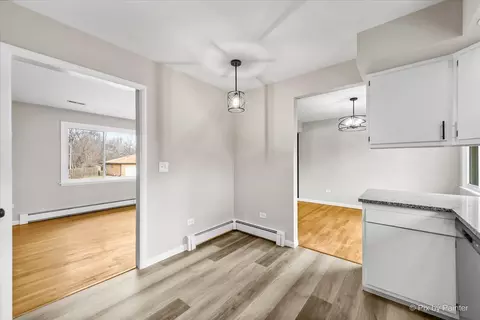 1481 Easy St, Elgin, IL 60123 photo 16