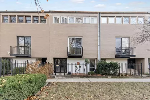 5512 S Harper Ave, Chicago, IL 60637