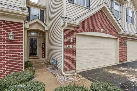 2316 Sandy Creek Dr, Algonquin, IL 60102
